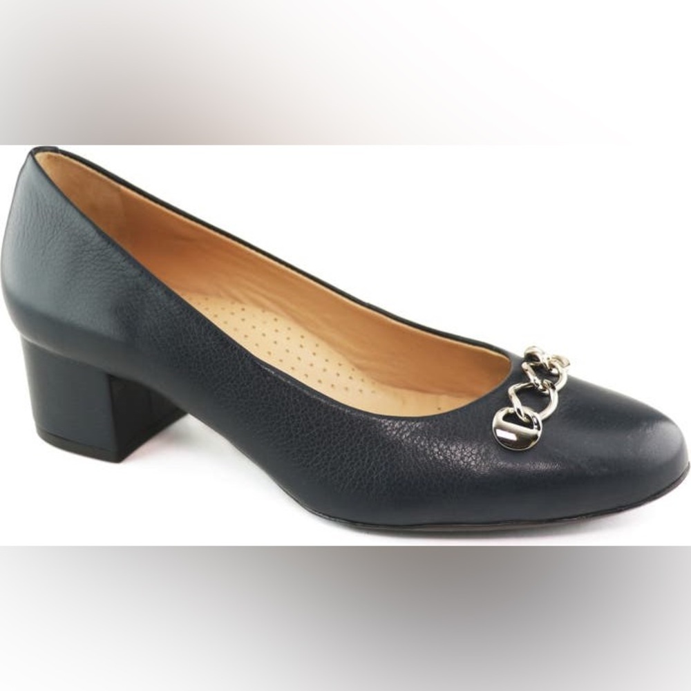 Marc Joseph New York Bridge CT chain detail toe Brazilian leather pumps sz 10